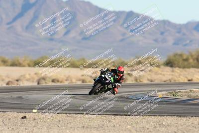 media/Dec-07-2025-CVMA (Sun) [[3e7d2de5dc]]/Race 16-Formula Middleweight/